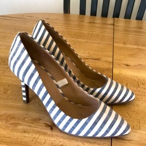 Striped womens heel. Retro and fun! Size six lightly worn